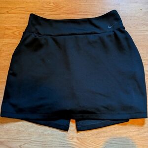 Nike Women's Black Shorts skirt skirt size large